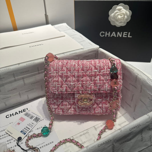 Sac à rabat 23P en tweed rose et blanc, accessoires argentés 
