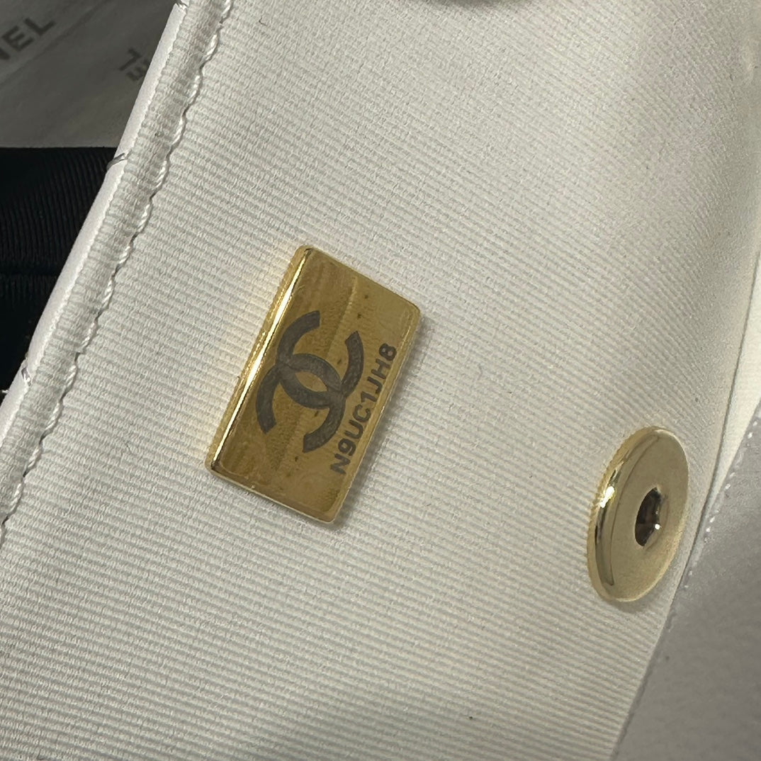 23P フラップバッグ 16cm グレーカーフスキン シルバー金具