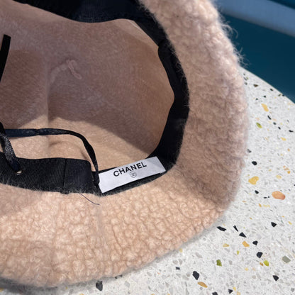 CHAPEAU BUCKET EN FOURRURE D'AGNEAU ROSE CLAIR 422034 