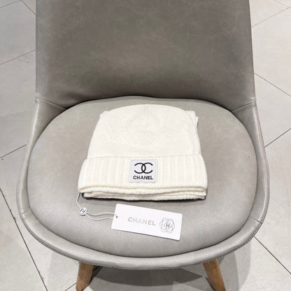 ENSEMBLE BONNET ET ÉCHARPE BLANC 427885 