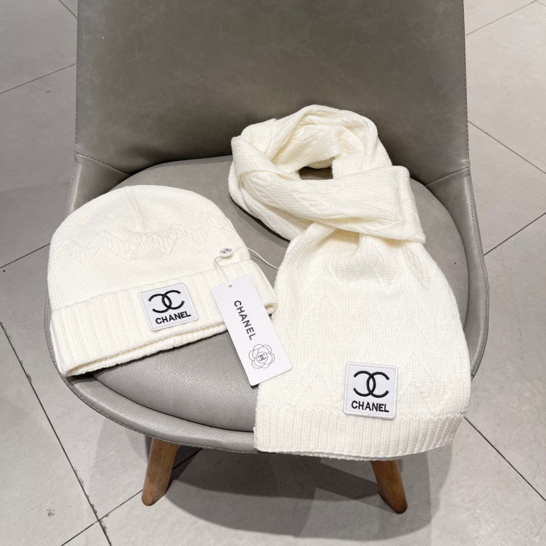 ENSEMBLE BONNET ET ÉCHARPE BLANC 427885 