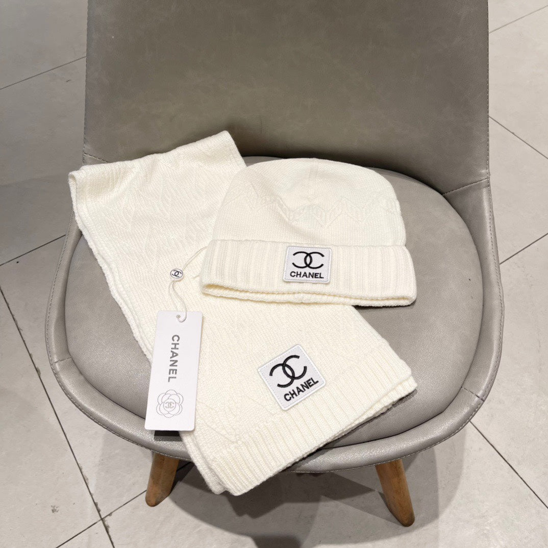 ENSEMBLE BONNET ET ÉCHARPE BLANC 427885 