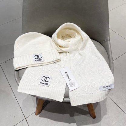 ENSEMBLE BONNET ET ÉCHARPE BLANC 427885 