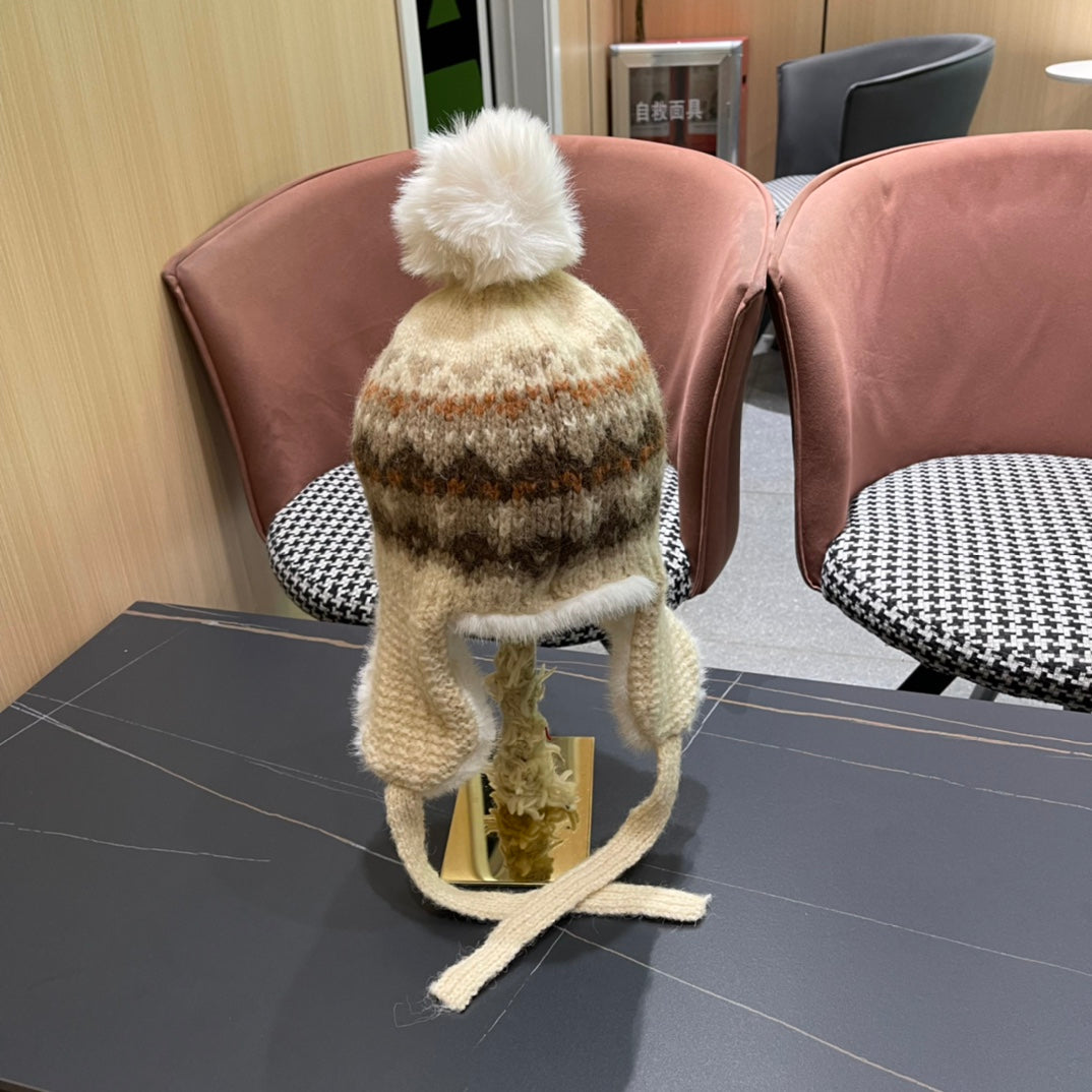 BONNET D'HIVER EN PELUCHE COLORÉ 431201