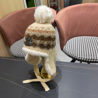 BONNET D'HIVER EN PELUCHE COLORÉ 431201