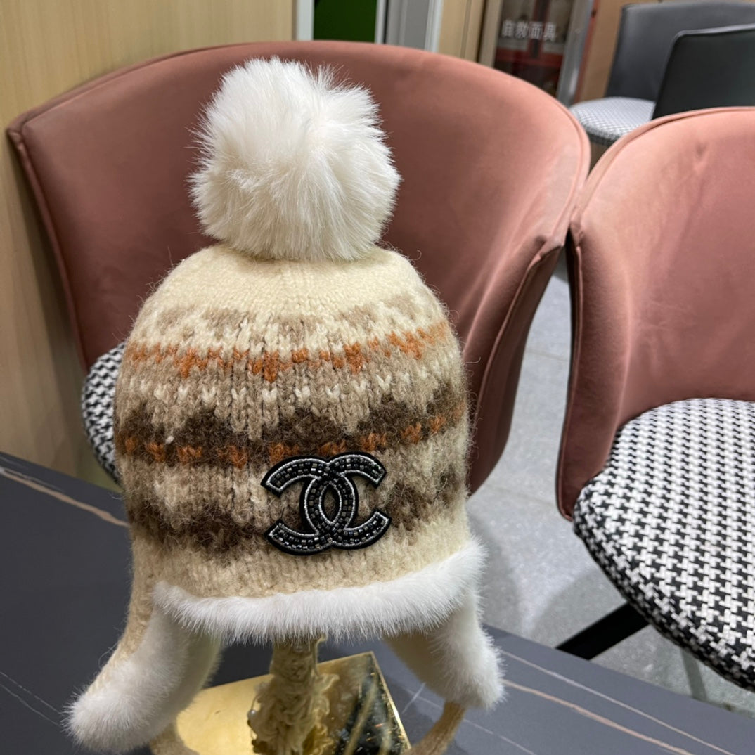 BONNET D'HIVER EN PELUCHE COLORÉ 431201