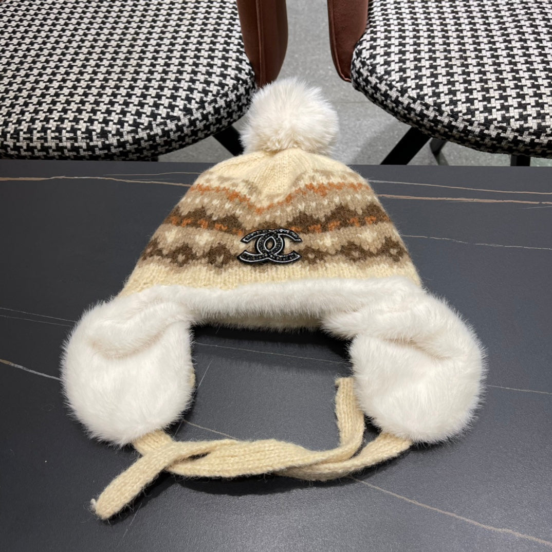 BONNET D'HIVER EN PELUCHE COLORÉ 431201