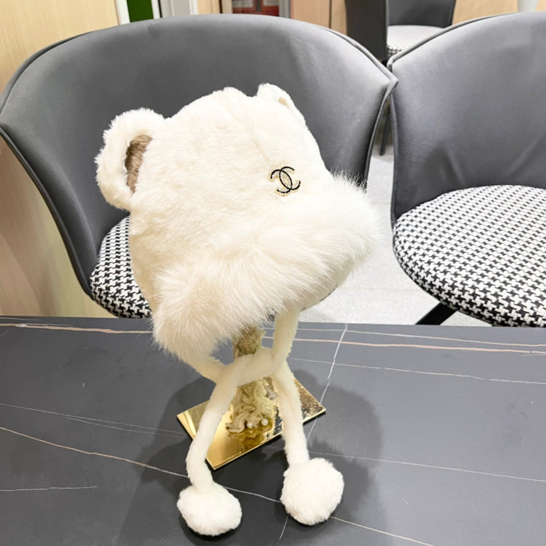 BONNET EN POLAIRE ET LAINE BLANCHE 433166 