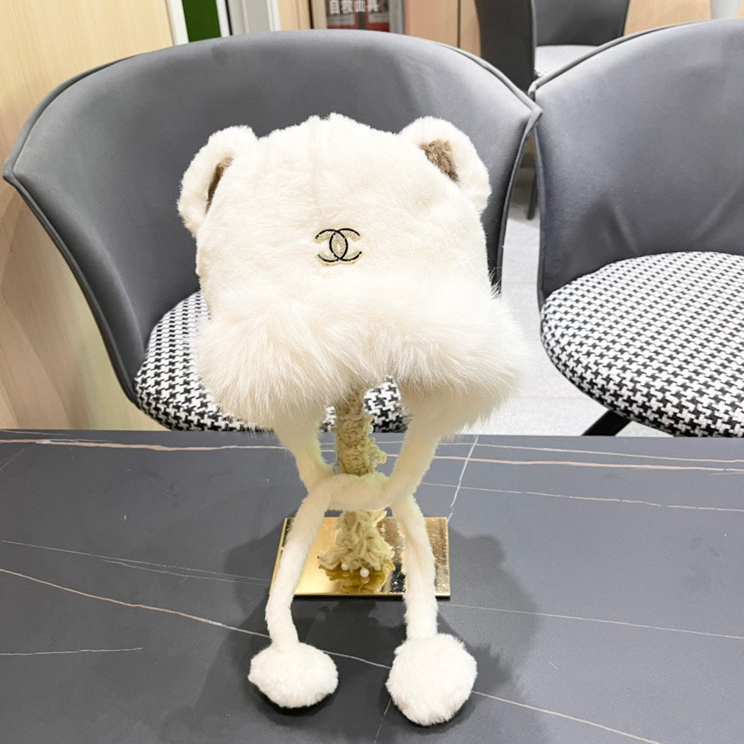 BONNET EN POLAIRE ET LAINE BLANCHE 433166 