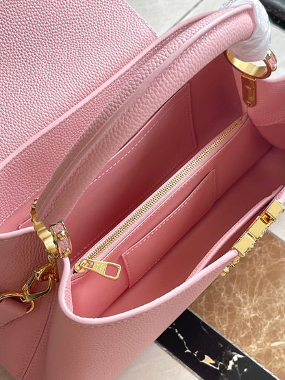 CAPUCINES EAST-WEST 33 EN CUIR DE VEAU ROSE BLUSH, ACIER DORÉ