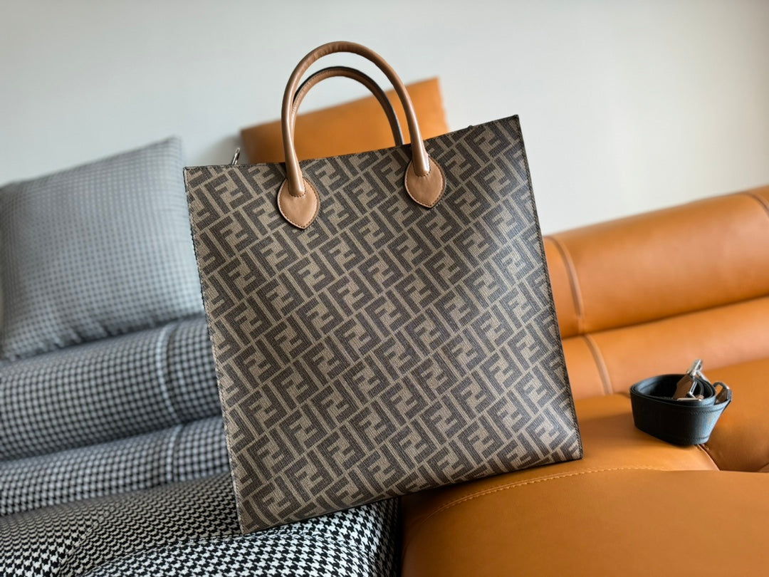 SAC FENDI 38 FF MONOGRAMME FF CUIR DE VEAU MARRON CAMEL AVEC BANDOULIÈRE