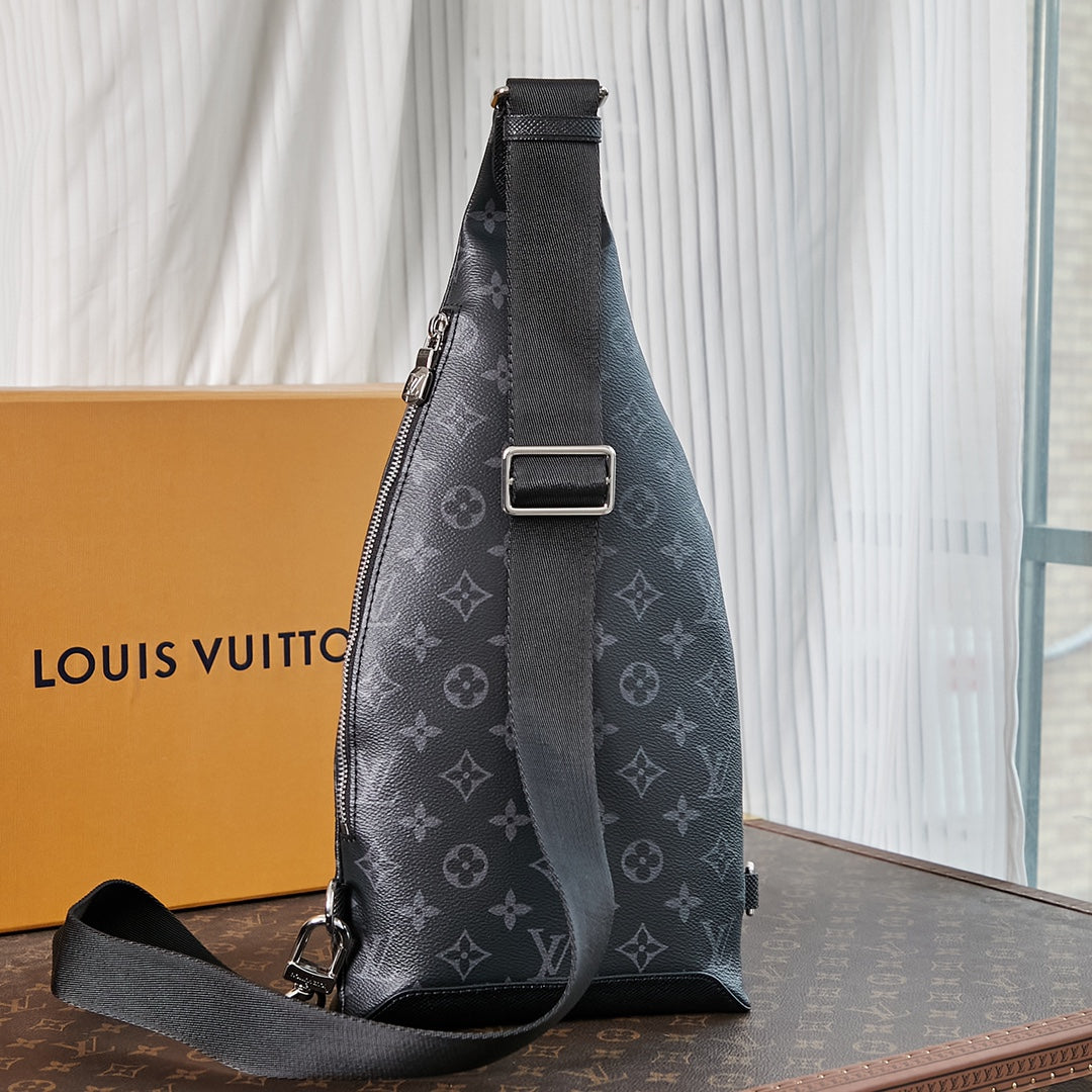 SAC À BANDOULIÈRE DUO 42 EN TOILE MONOGRAMME ÉCLIPSE NOIRE