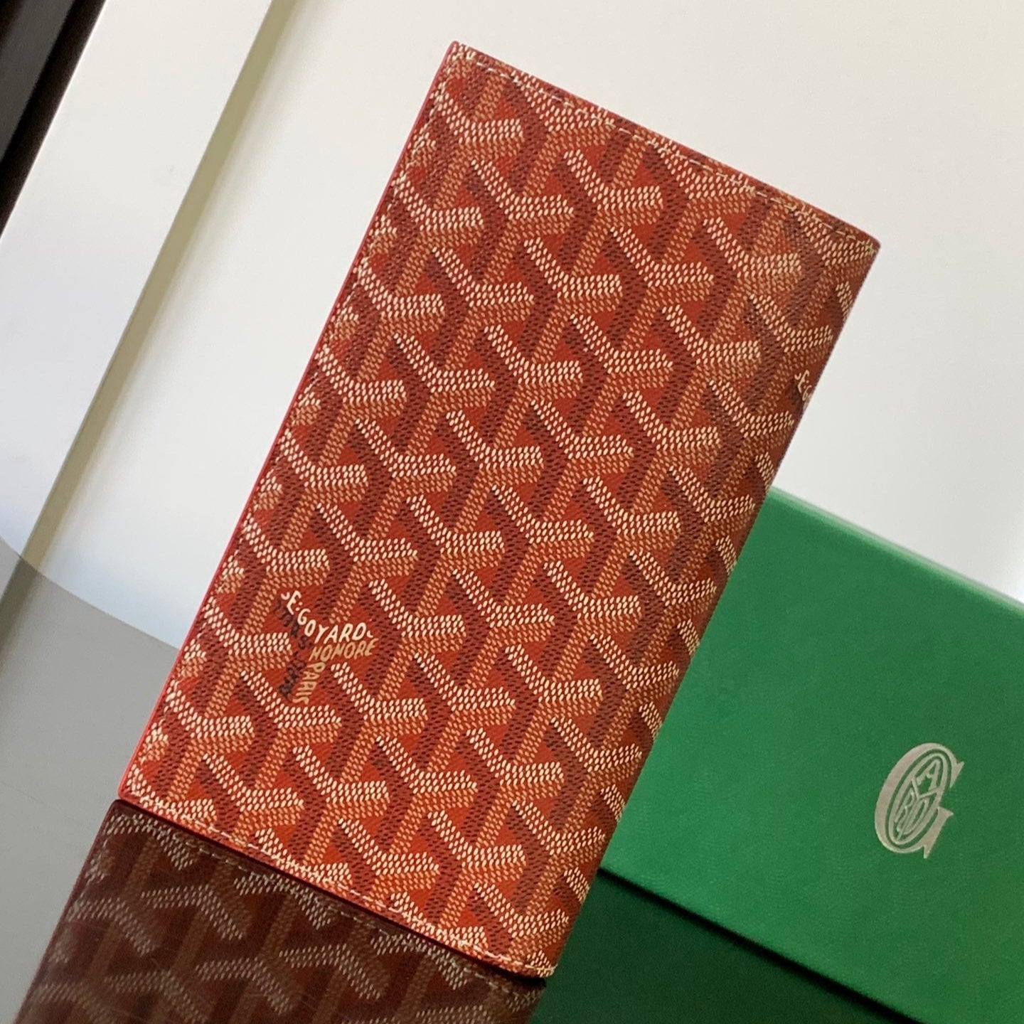 PORTEFEUILLE CHÉQUIER RICHELIEU 19 EN TOILE GOYARDINE ROUGE PERSAN ET CUIR DE VEAU