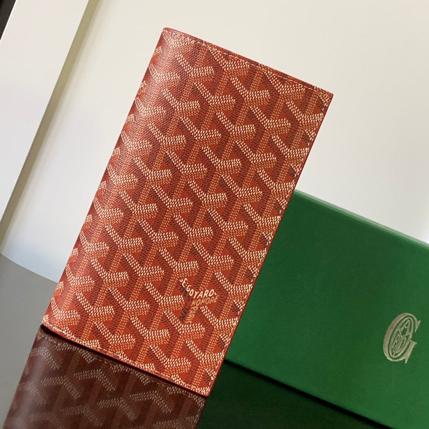 PORTEFEUILLE CHÉQUIER RICHELIEU 19 EN TOILE GOYARDINE ROUGE PERSAN ET CUIR DE VEAU