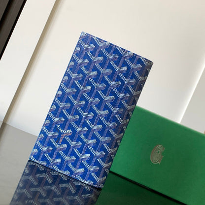 PORTEFEUILLE CHÉQUIER RICHELIEU 19 EN TOILE GOYARDINE BLEU SAPHIR ET CUIR DE VEAU