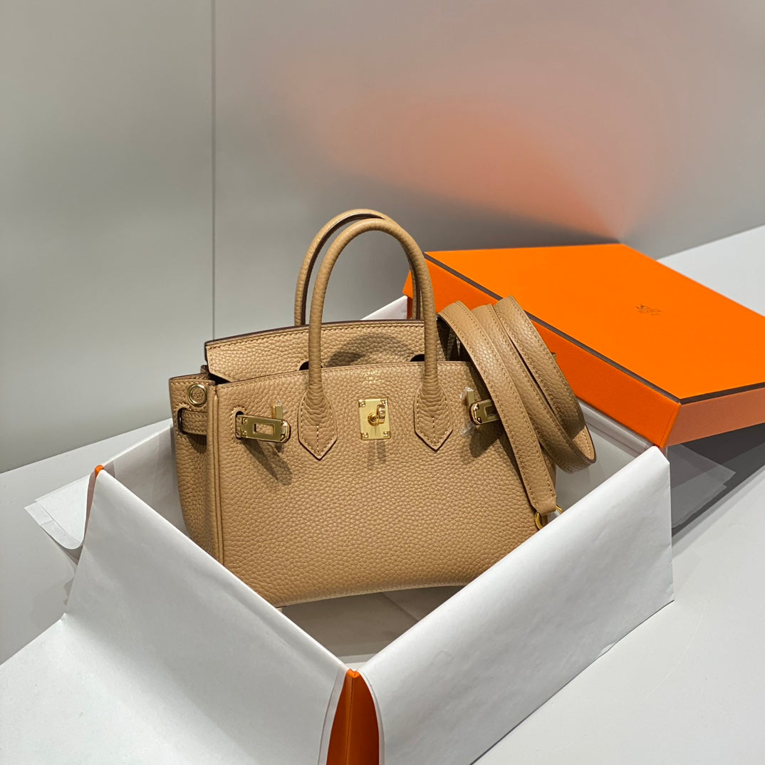 HM Birkin 20 cm en cuir Chai Togo avec finitions dorées