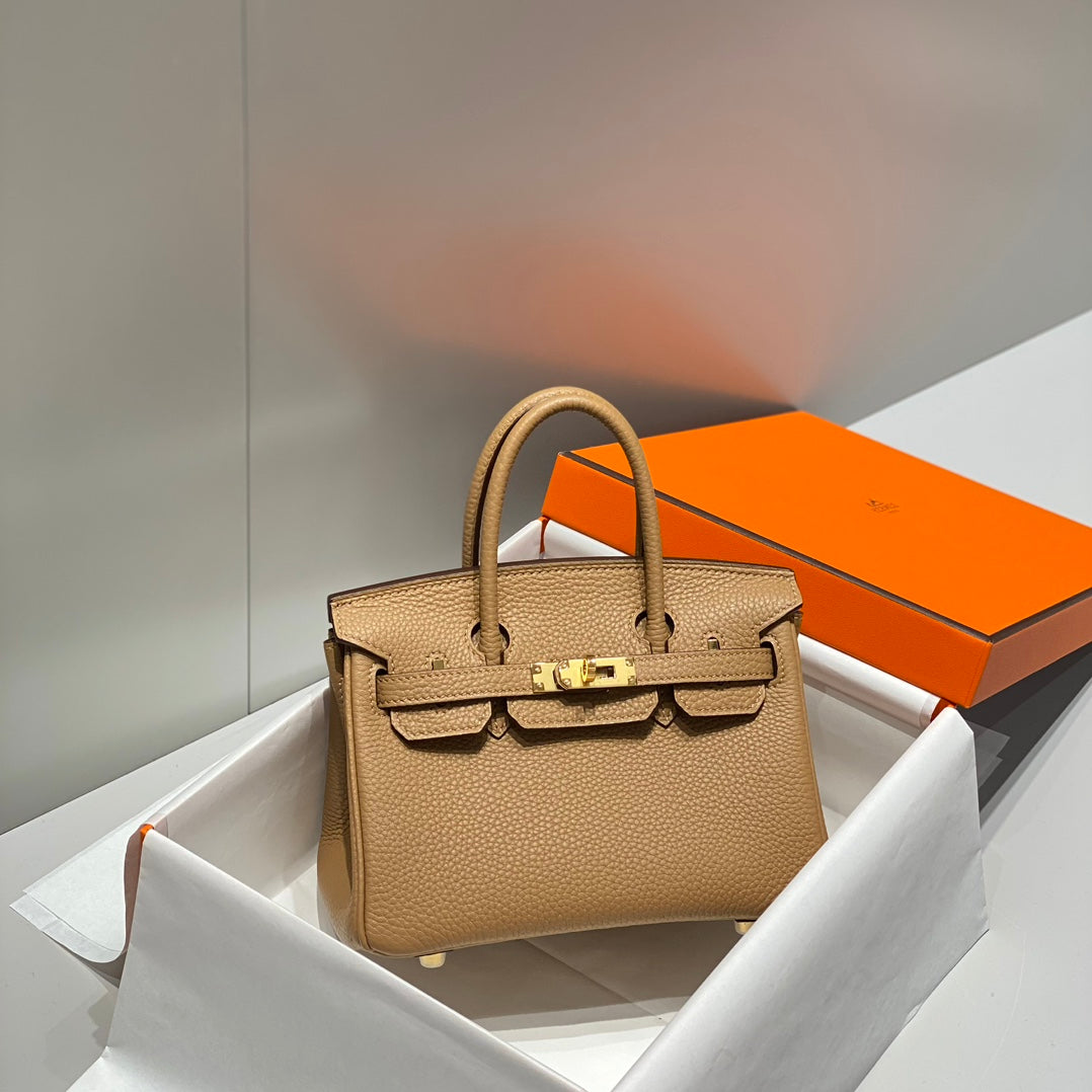 HM Birkin 20 cm en cuir Chai Togo avec finitions dorées