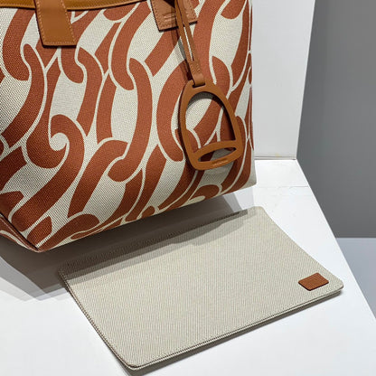 Sac HM Steeple 28 en cuir de veau marron et toile blanche et marron