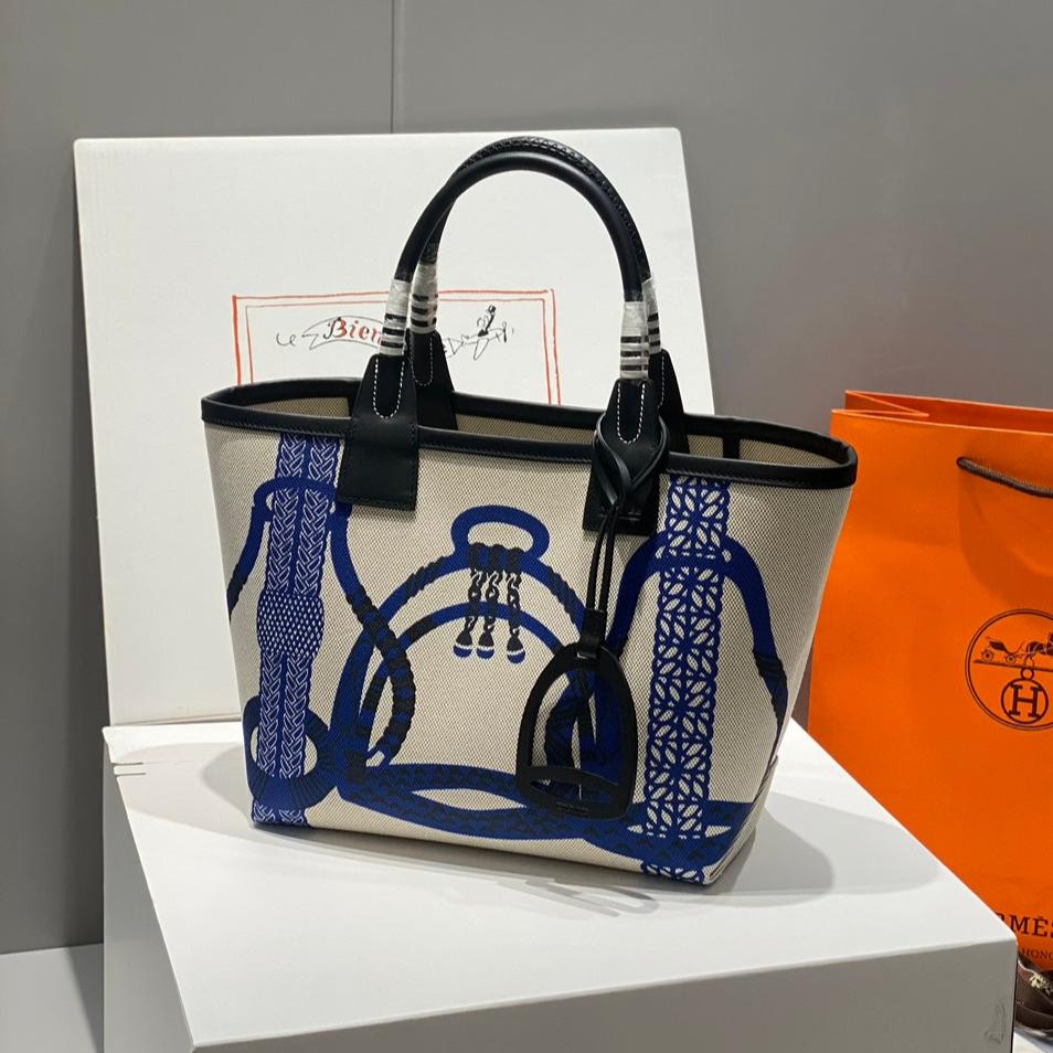 Sac HM Steeple 28 en cuir de veau noir, blanc et bleu, toile