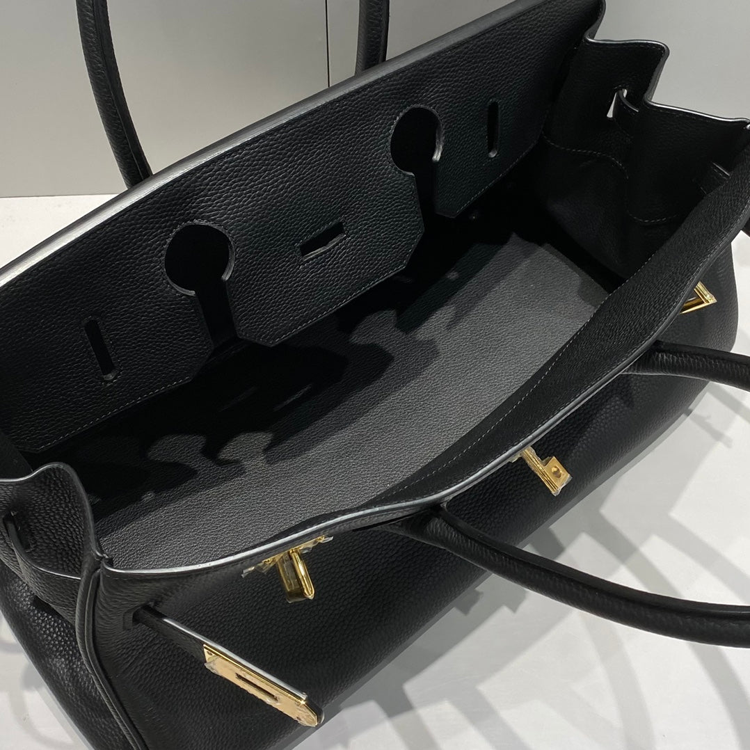 HM ショルダーバーキン 42 ブラック カウハイド ゴールド金具 237640