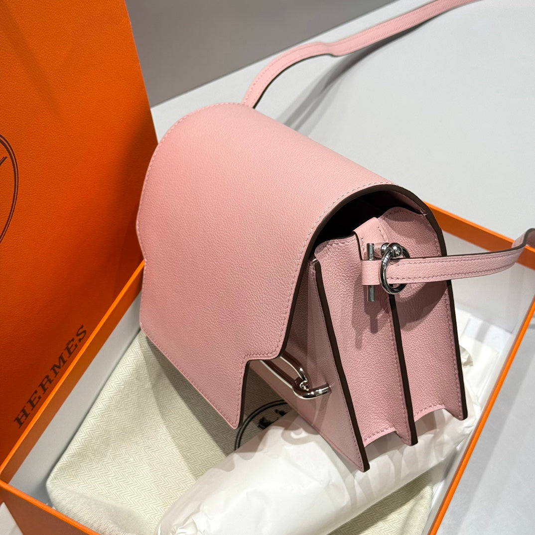 Sac HM Roulis 18 en cuir de veau rose pastel EVERCOLOR 237570