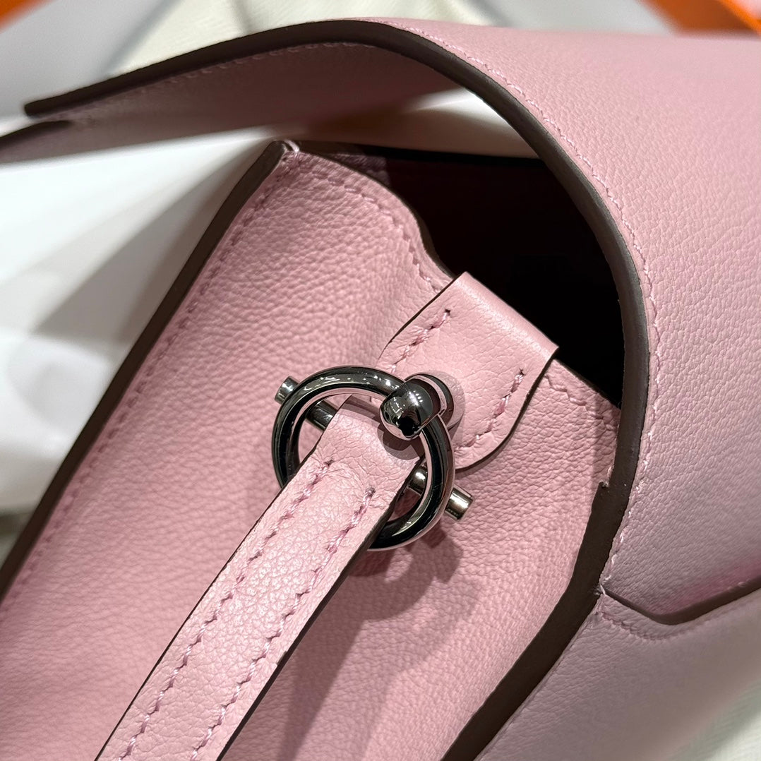 Sac HM Roulis 18 en cuir de veau rose pastel EVERCOLOR 237570
