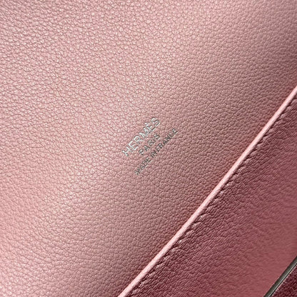 Sac HM Roulis 18 en cuir de veau rose pastel EVERCOLOR 237570