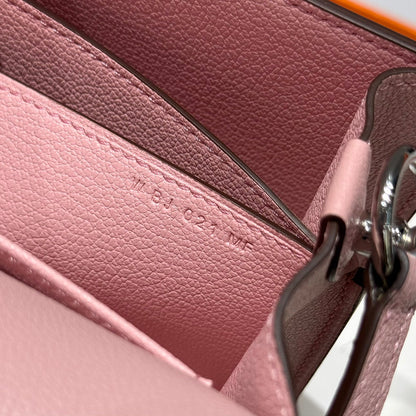 Sac HM Roulis 18 en cuir de veau rose pastel EVERCOLOR 237570