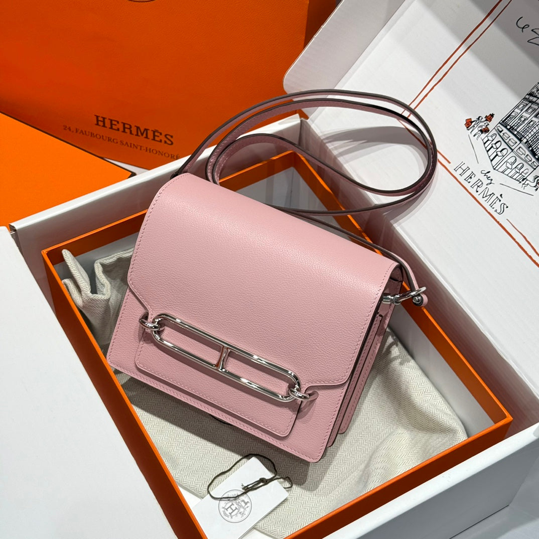 Sac HM Roulis 18 en cuir de veau rose pastel EVERCOLOR 237570