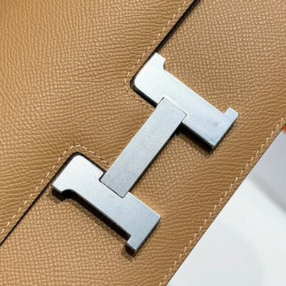 Sac HM Constance Elan 24 cm en cuir Epsom marron et accessoires argentés