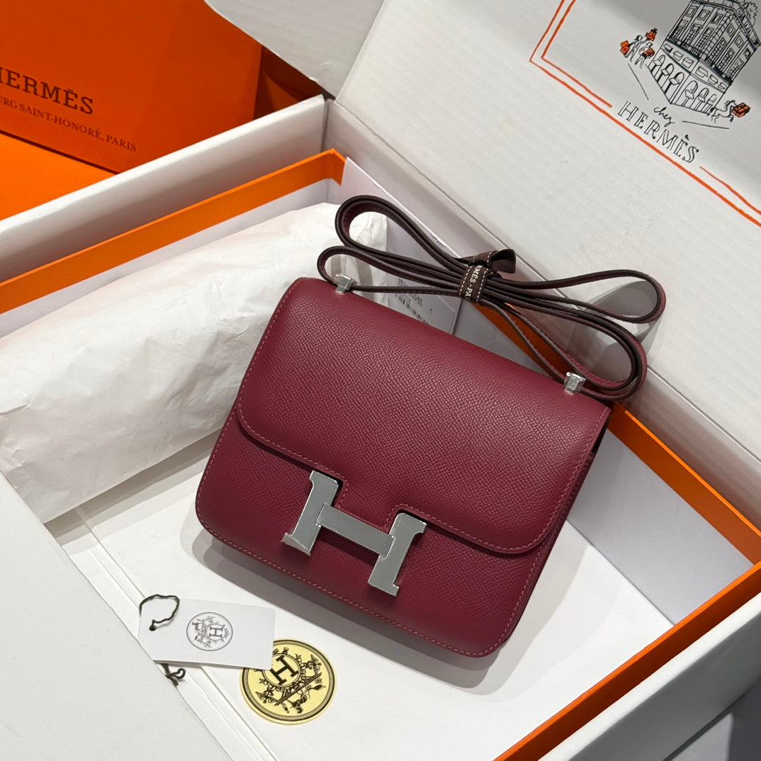 HM CONSTANCE 18 EPSOM ROUGE FONCÉ QUINCAILLERIE ARGENTÉE 243163