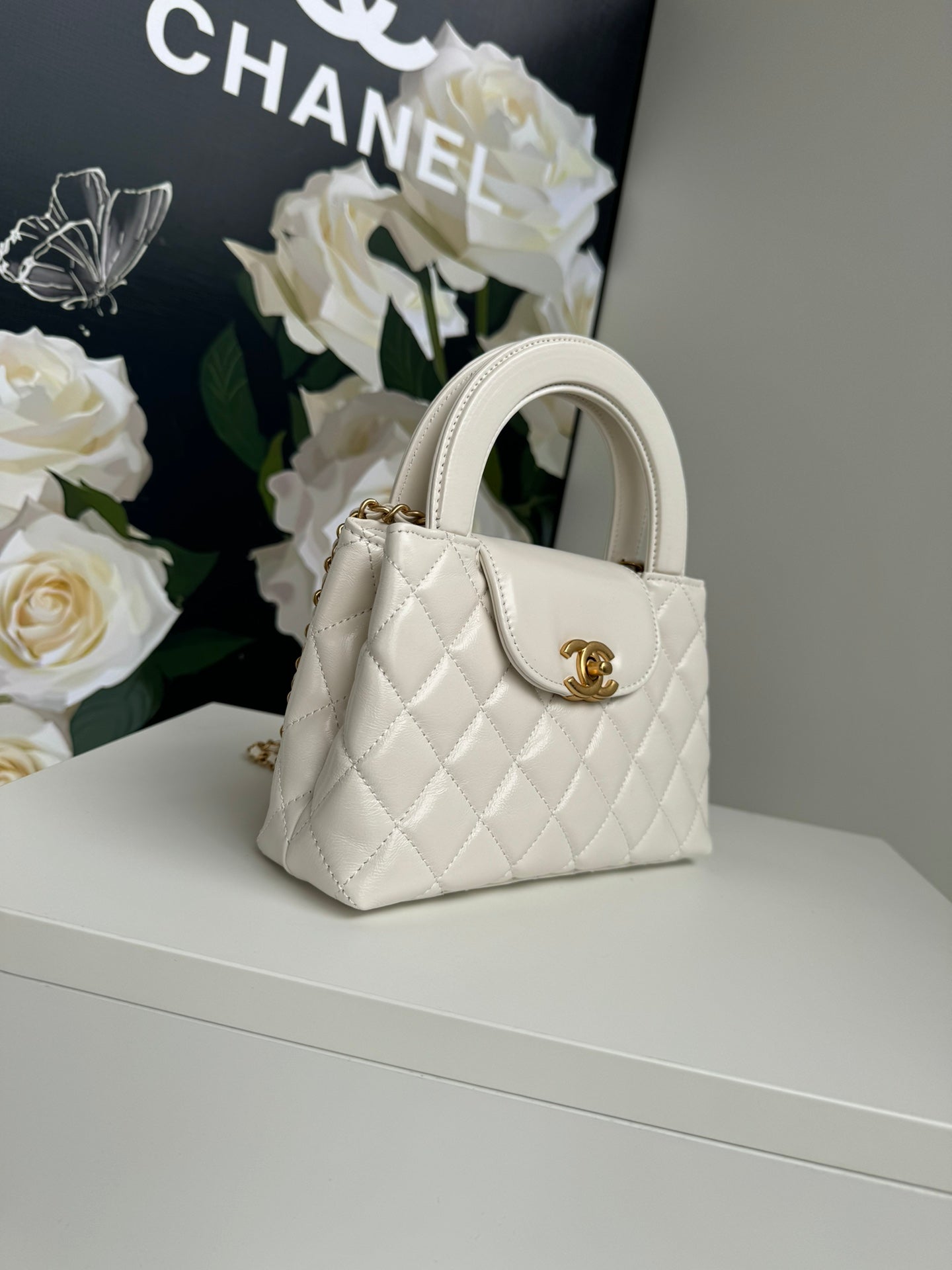Sac shopping Kelly CC 24A Nano 19 cm en cuir d'agneau blanc pastel