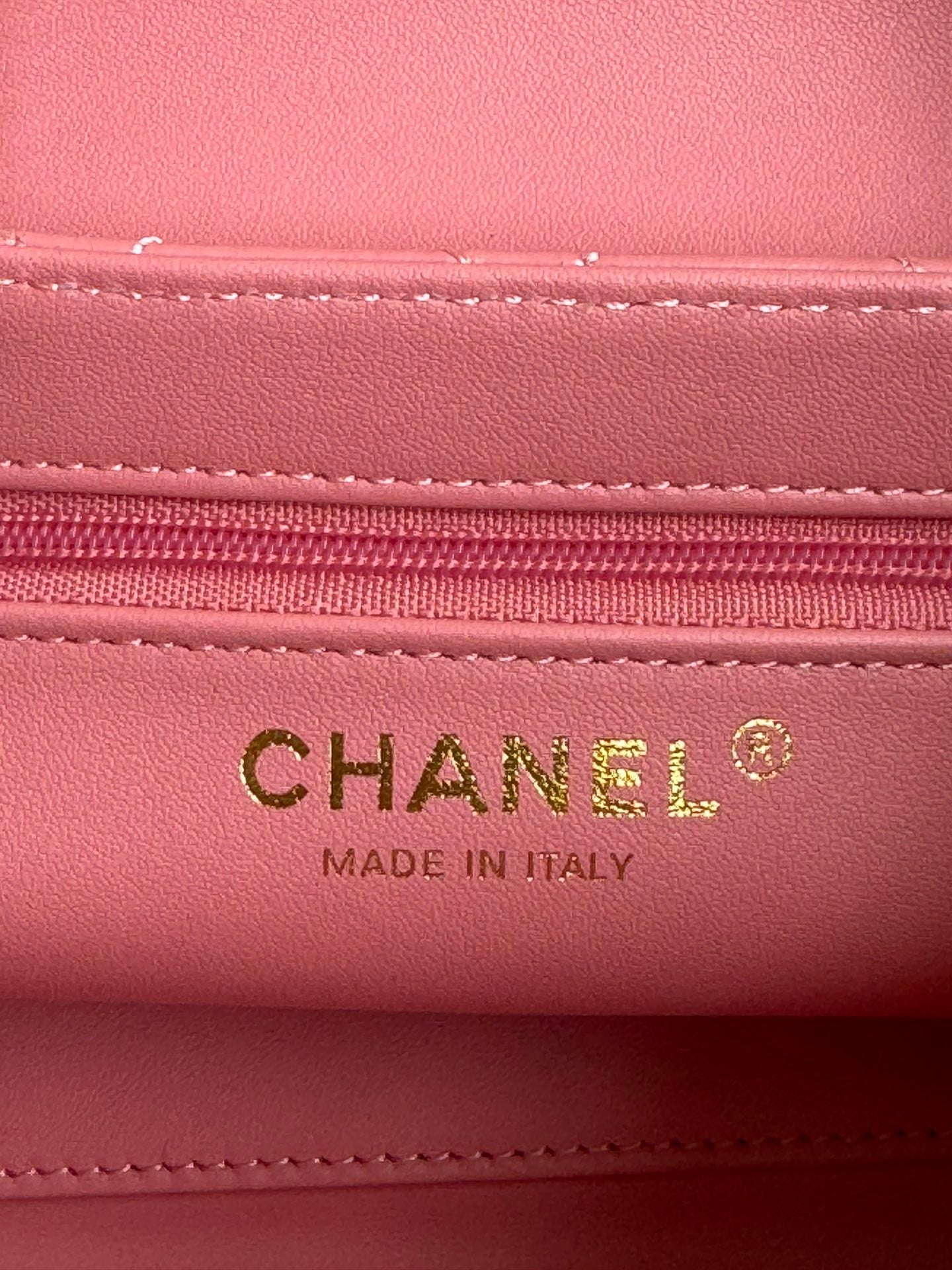Sac cabas Kelly CC 24A Nano 19 cm en cuir d'agneau rose vif