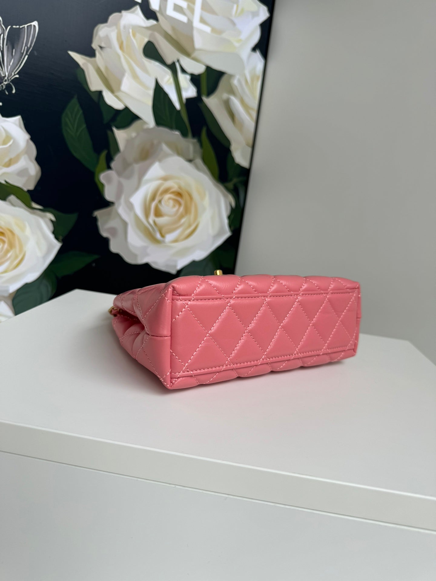 Sac cabas Kelly CC 24A Nano 19 cm en cuir d'agneau rose vif