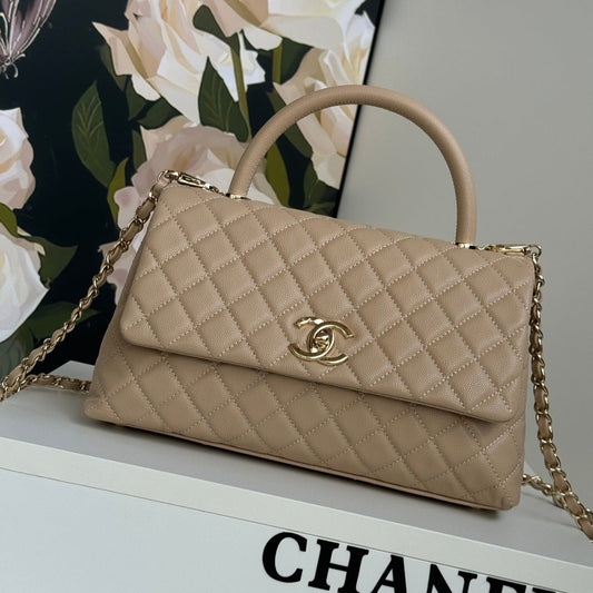 Poignée coco moyenne 29 cm cuir caviar matelassé beige ferrures dorées