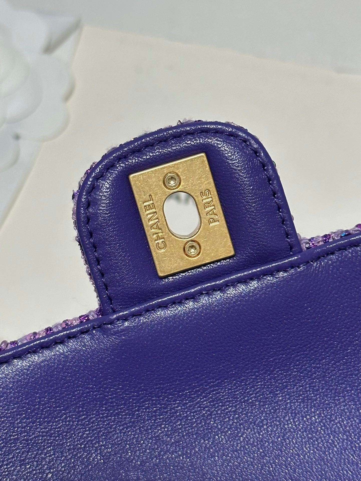CC MINI 21 SAC À RABAT EN TWEED DE LAINE VIOLET