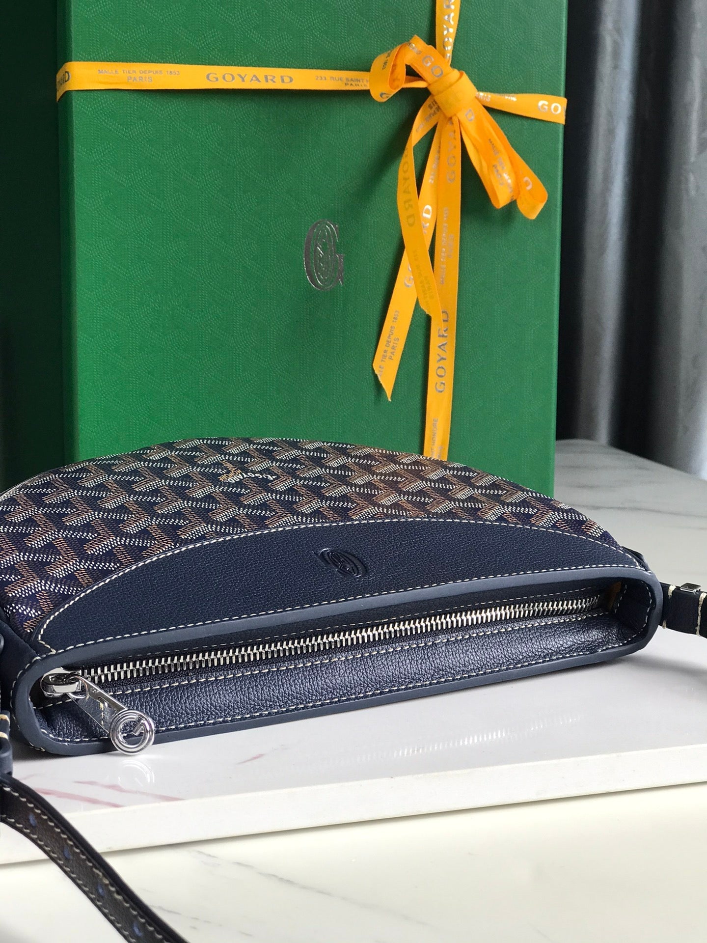 HIRONDELLE バッグ 25 ネイビー ブルー ラムスキンとゴヤルダン キャンバス
