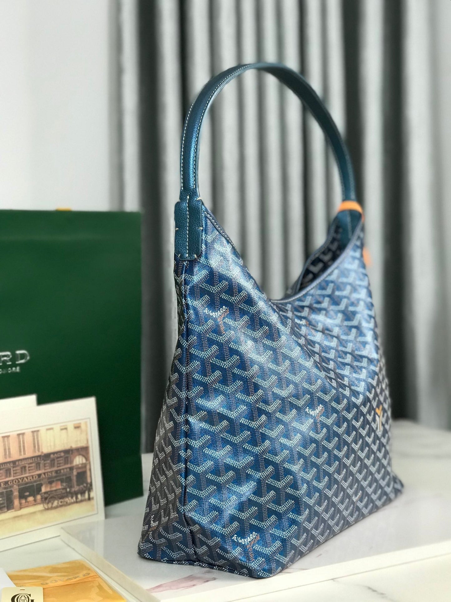 ボエム ホーボーバッグ 42cm ディープブルー キャンバス シェブローチ カーフスキン