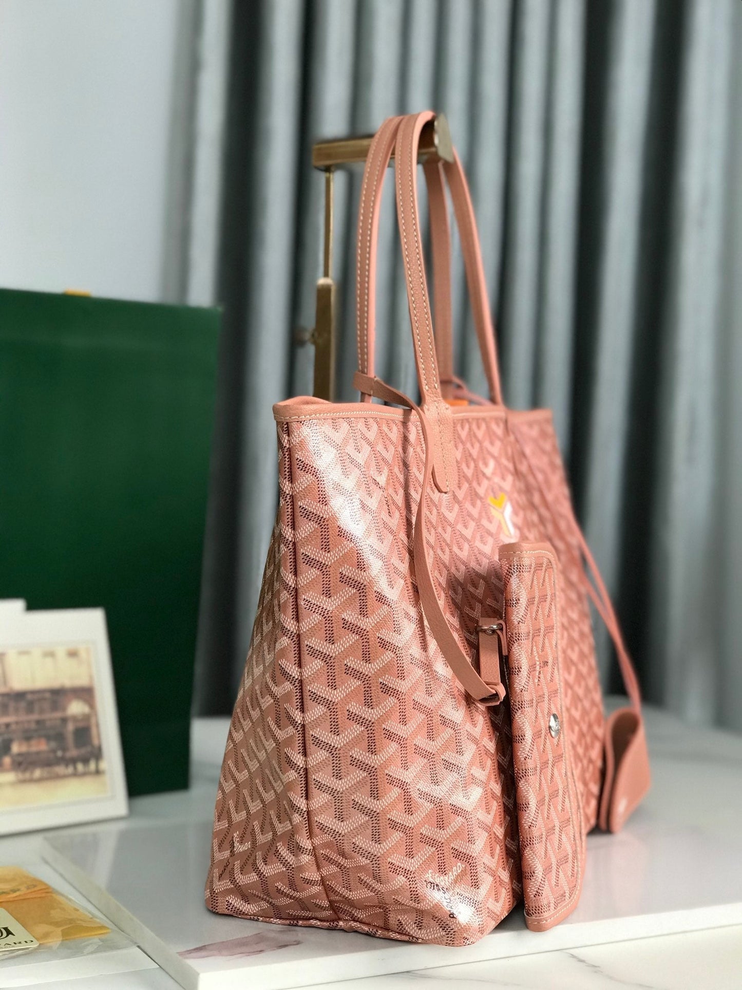 Sac Saint Louis PM 34 cm en toile de veau Chevroches rose