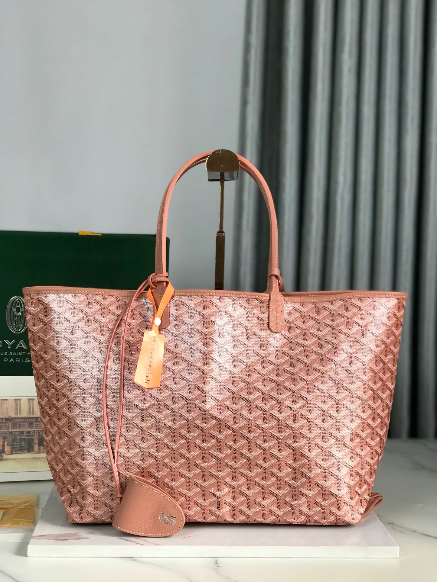 Sac Saint Louis PM 34 cm en toile de veau Chevroches rose