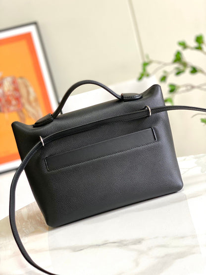 Mini sac HM 24/24 21 cm en cuir noir Evercolor, accessoires argentés