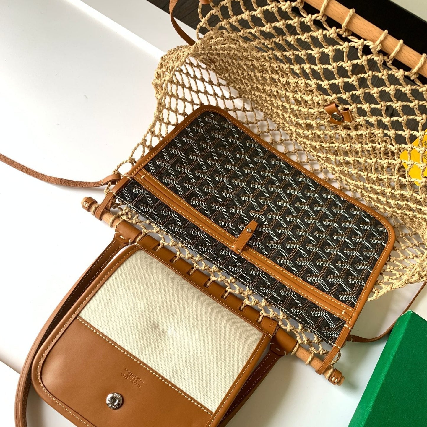 SAC ALIGRE 34 EN RAPHIA TRESSÉ MARRON ET CUIR DE VEAU