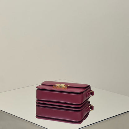 MINI CLAUDE 22 CUIR DE VEAU BRILLANT FANSY VIOLET