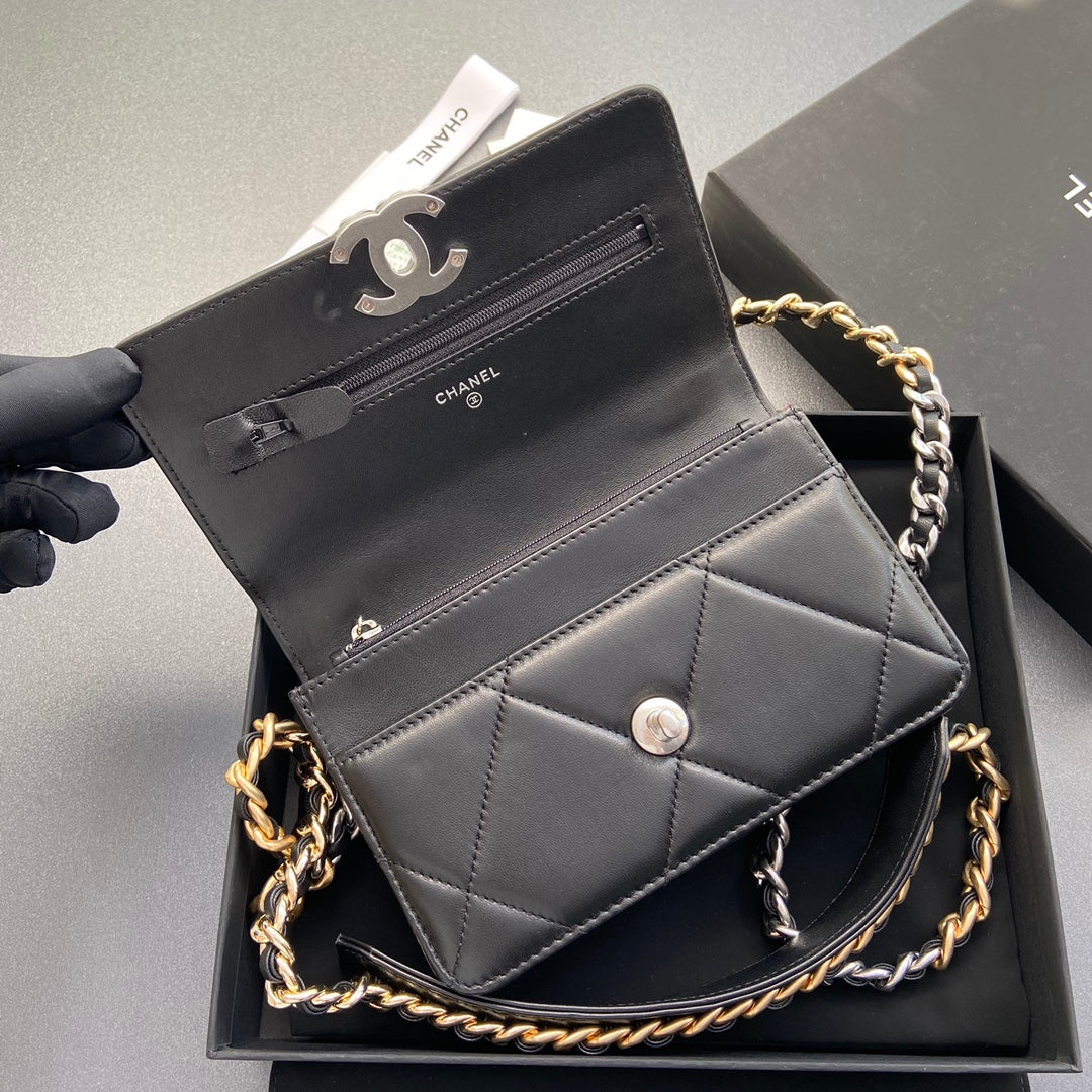 CC 19 Woc 19cm Black Calfskin SIlver Hardware