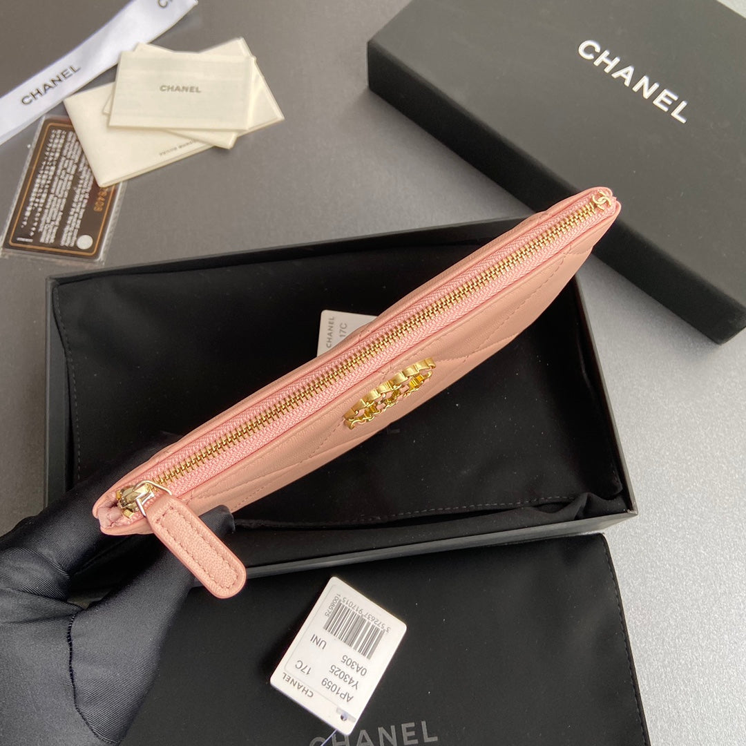 cc 19 ジップウォレット 20cm ライトピンク カーフスキン ゴールド金具