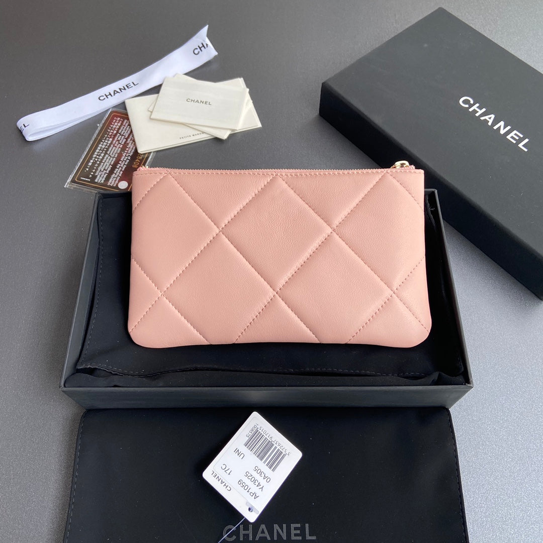 cc 19 ジップウォレット 20cm ライトピンク カーフスキン ゴールド金具
