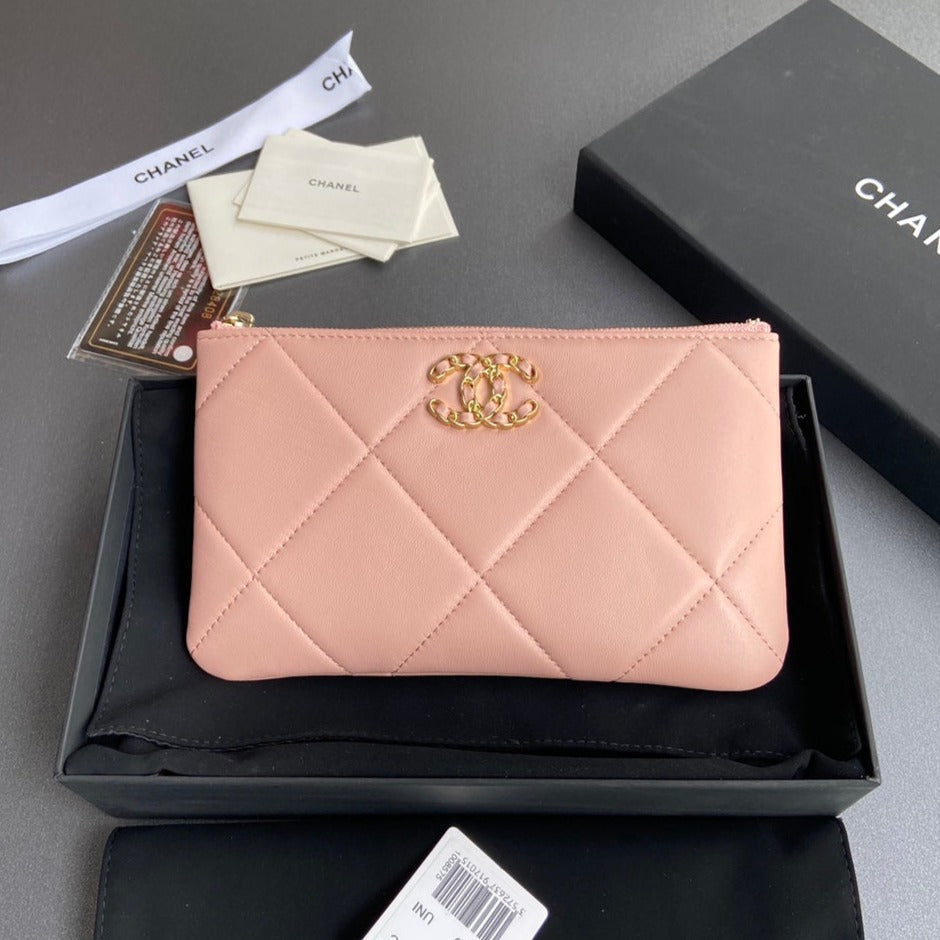 cc 19 ジップウォレット 20cm ライトピンク カーフスキン ゴールド金具