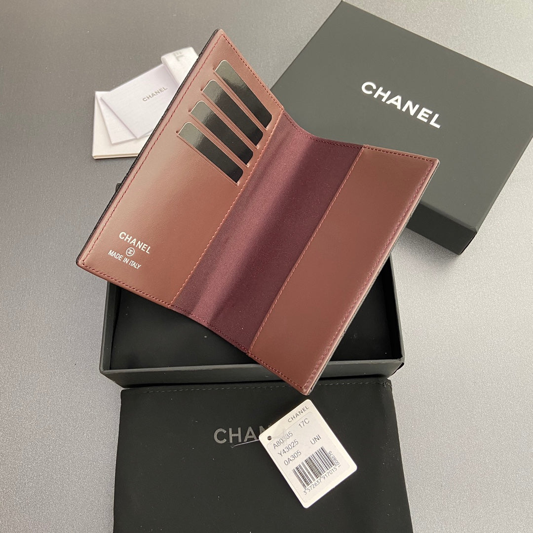 CCパスポート 10cm ブラックキャビア シルバーハードウェア