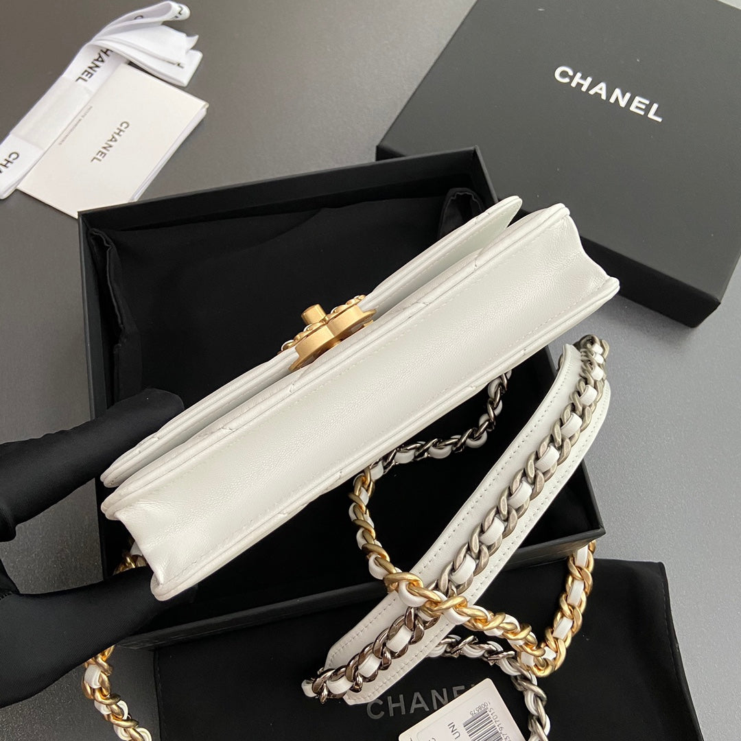 CC 19 Woc 19 cm Cuir de veau blanc Quincaillerie dorée