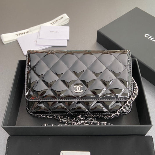 CC Woc 20 cm Cuir de veau verni noir Quincaillerie argentée